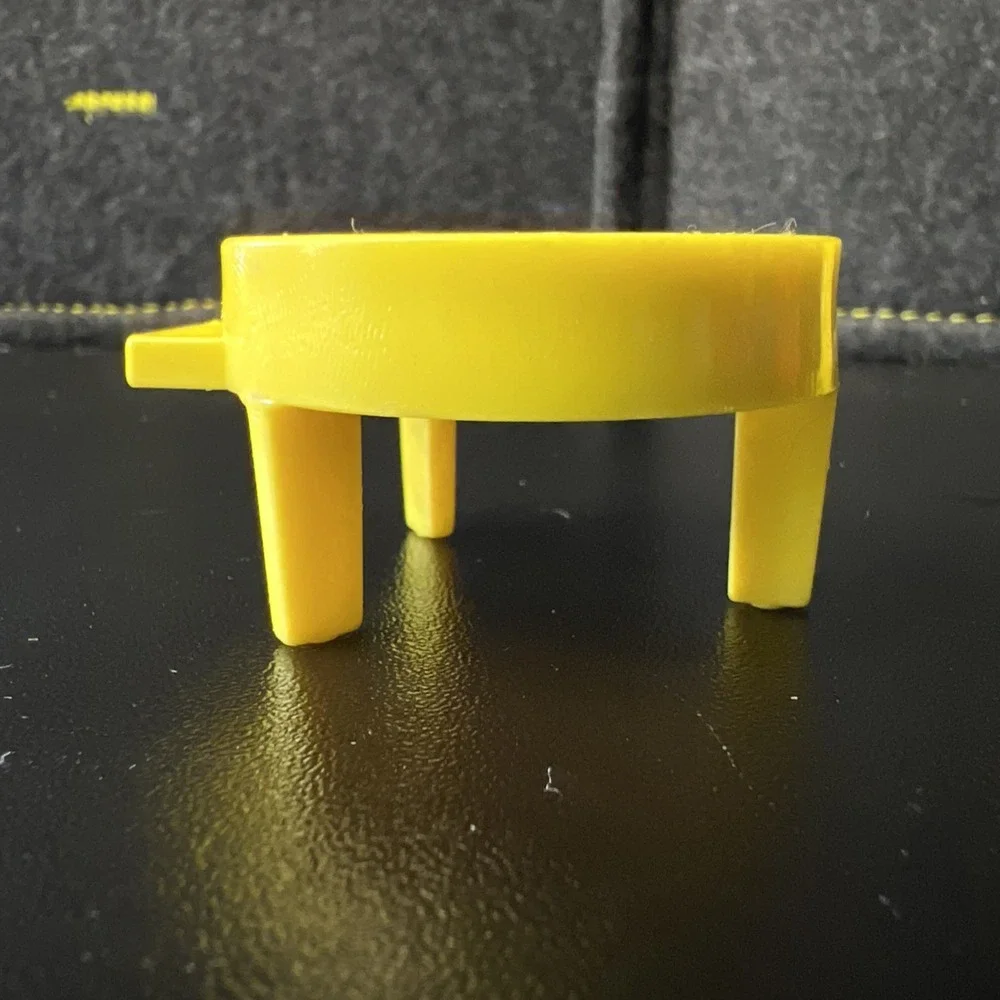Vintage Fisher Price‎ Little People Yellow BBQ Grill #492-3
